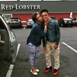 Meet your Posher, Cam